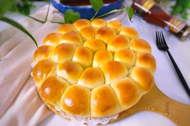 豆沙金钱小面包