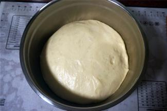 发酵至两倍大时取出。