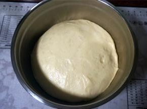 发酵至两倍大时取出。