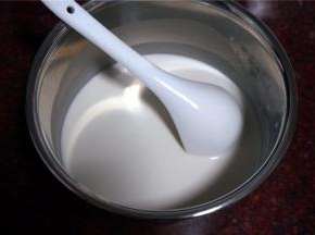 充分搅拌均匀，备用。