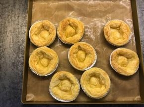 烤箱预热150度，上下火烤20分钟