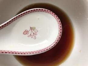加入两勺白醋