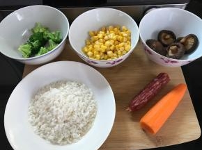 准备好食材。