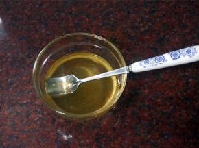 25克麦芽糖用25克温开水调开