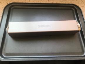 放烤盘上，放入冰箱，冷冻1个小时