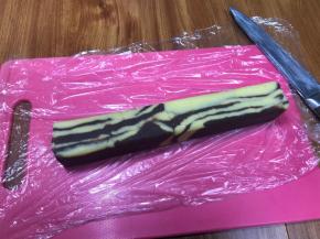 取出后检查，冻的不硬继续冻