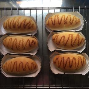 烤箱180度预热，放入中层，烘焙15分钟