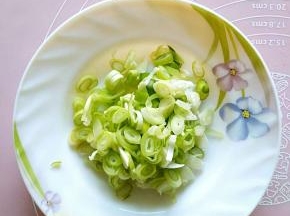 葱花准备好，可以多一些。