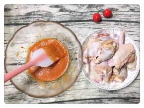 将调料和水搅拌均匀。