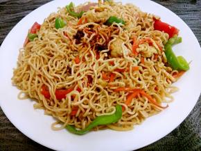 如果不怕辣，喜欢吃辣的出锅后可以撒一些辣椒油，吃起来很爽的呦。