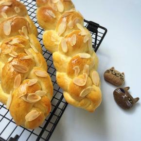 出炉后晾至微温，用保鲜袋装起，室温保存即可