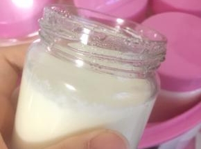 一早起来，老酸奶已经好了