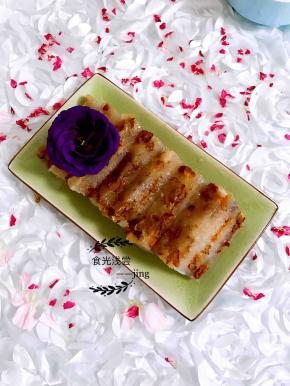 10.冷藏后切片，切的时候刀沾水，不容易粘连，也不容易出现断层，不喜欢吃凉的，趁热吃也是非常美味的