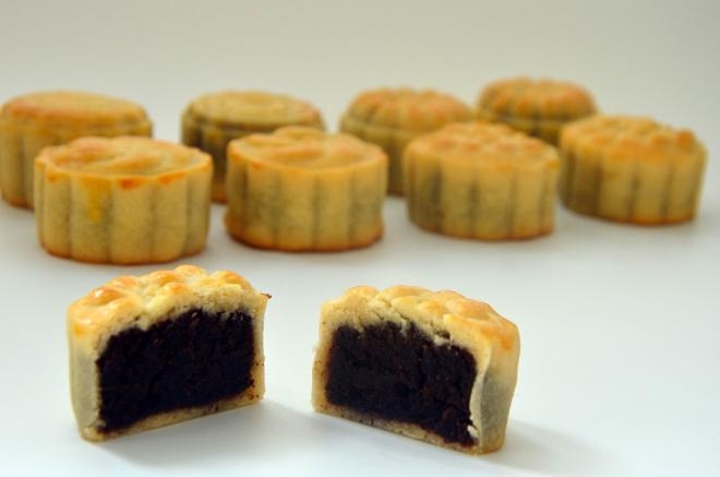 枣泥豆沙月饼