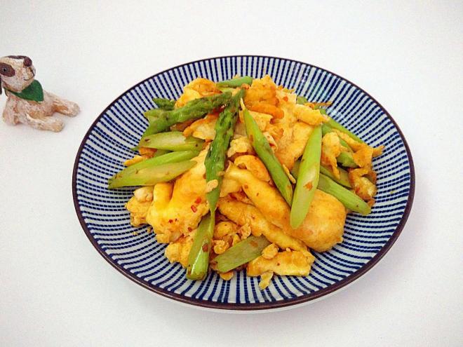 小炒鸡蛋芦笋