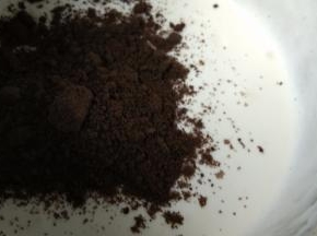 加入淡奶油A中，再加入细砂糖10g