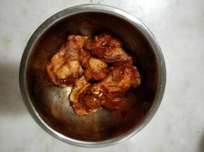 拌匀，放入冰箱冷藏过夜。