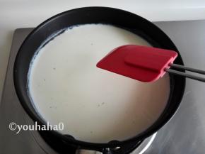 边熬煮边搅拌