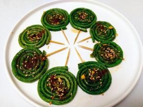 出锅后撒点熟白芝麻