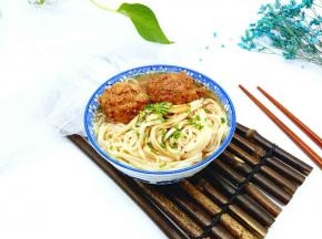 撒上葱花即可食用。