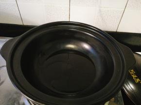 准备一口干烧锅