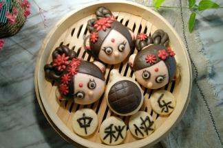 成品图，这个早就做好了，没有在八月十五前发，迟来的祝福。祝大家年年岁岁平安，事事如意。