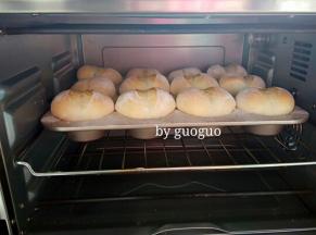 烤箱提前预热200度，烤12分钟