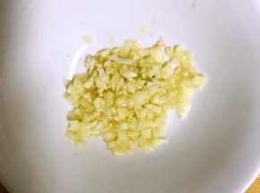 6.蒜切末