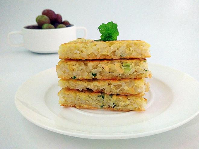 鸡蛋米饭饼