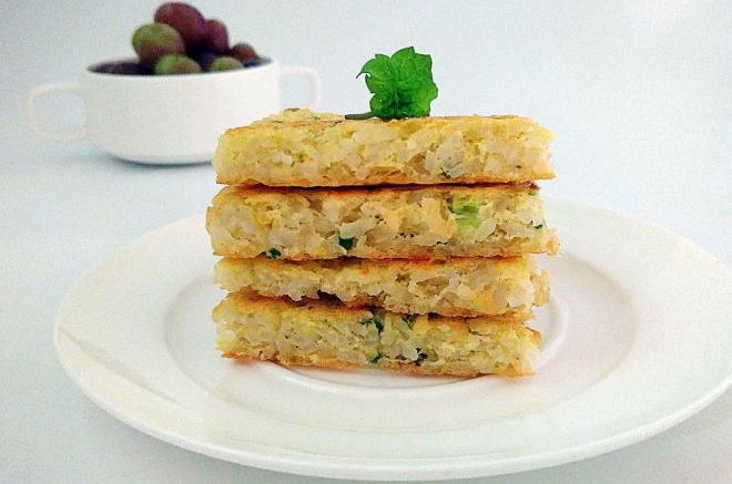 鸡蛋米饭饼