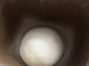 揉圆，面包机中发酵