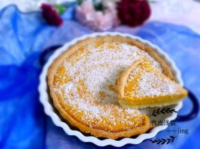 15.出炉后表面装饰适量椰蓉