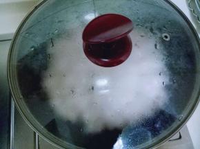 盖上盖子，烧开。