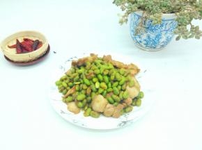 毛豆的香味，五花肉的香味。