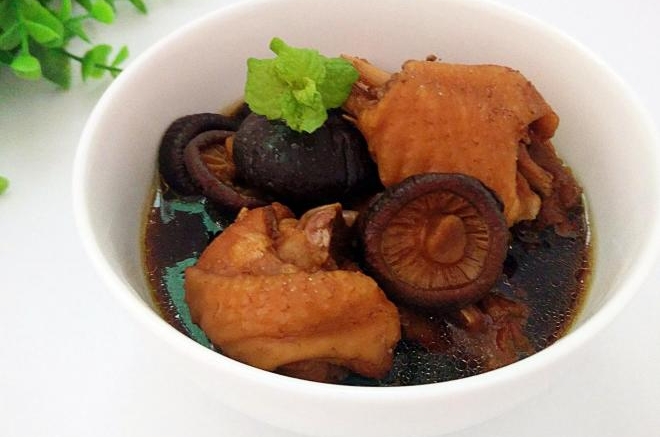 香菇炖鸡