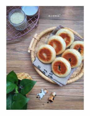 出炉后，稍凉后用保鲜袋装起，室温保存即可