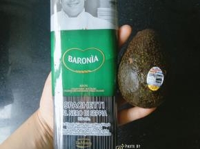 主要材料就是他俩