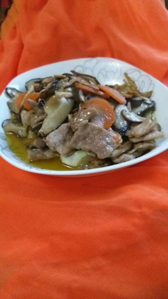 香菇炒肉