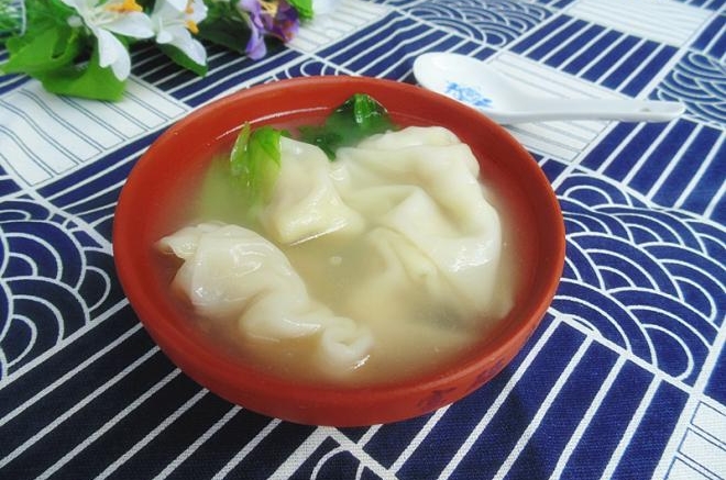 洋葱鲜肉馄饨