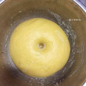 温暖处进行基础发酵