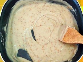 炒至比较浓稠加入干桂花