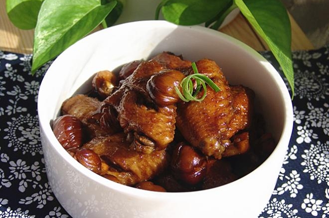板栗烧鸡翅