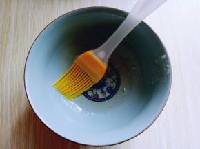 融化的蜂蜜。
