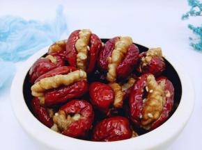 近看，诱惑，补血又补脑。