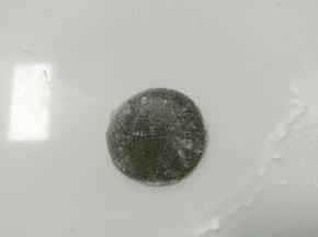 擀成圆片。