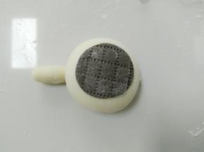 把乌龟身体放上去。