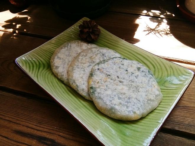 薄皮软软韭菜馅饼