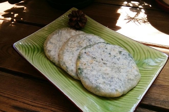 薄皮软软韭菜馅饼