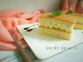 口感比淡奶油夹心更丰富。