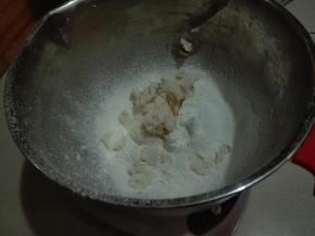 所有油酥材料混合